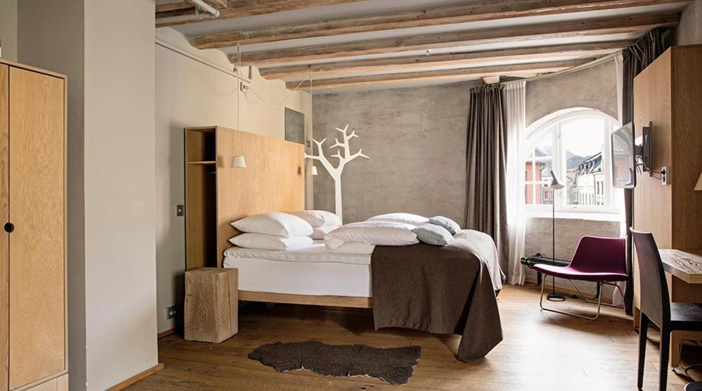 Brosundet Hotel