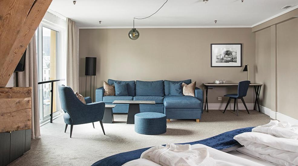 Brosundet Hotel 4*